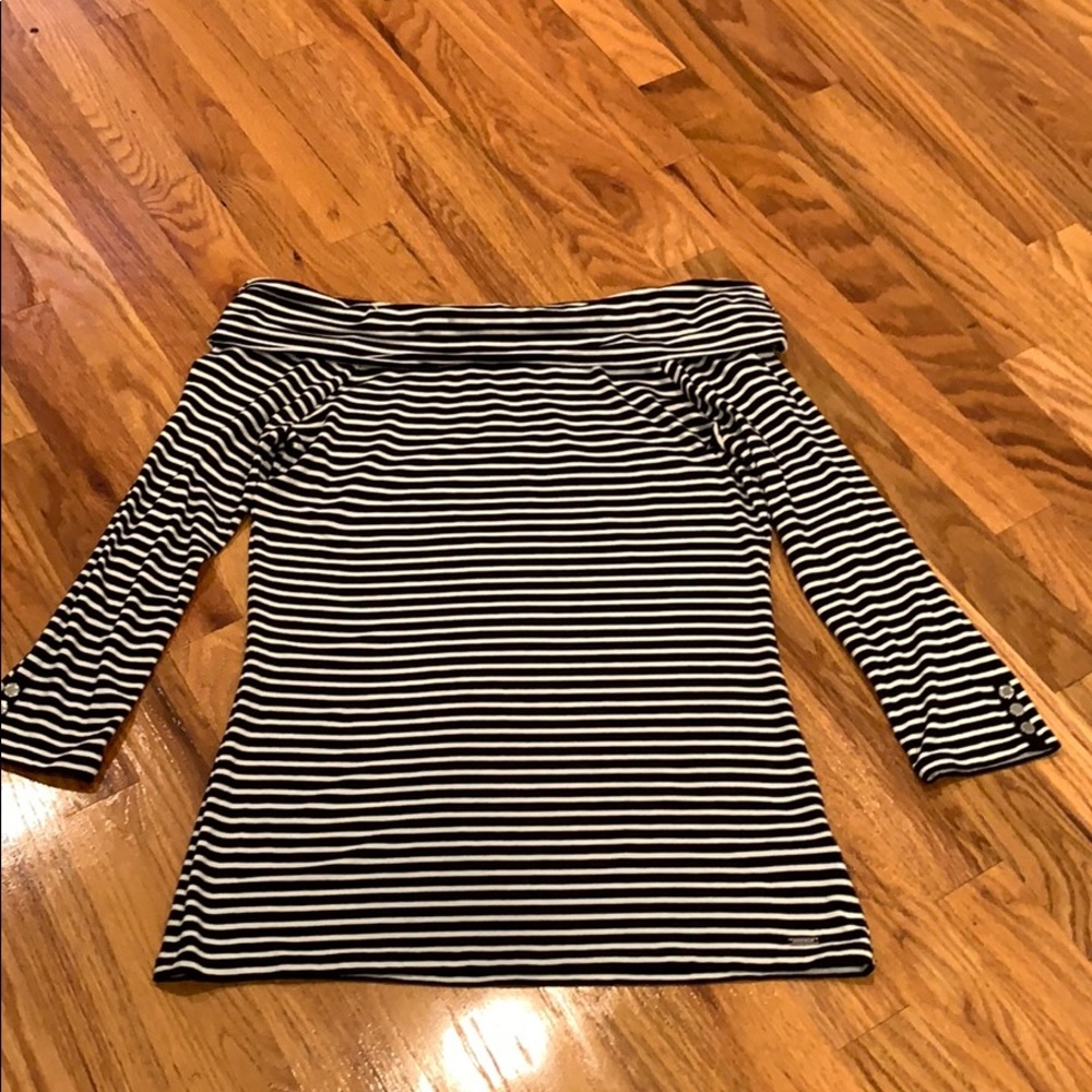 Off the shoulder WHBM shirt
